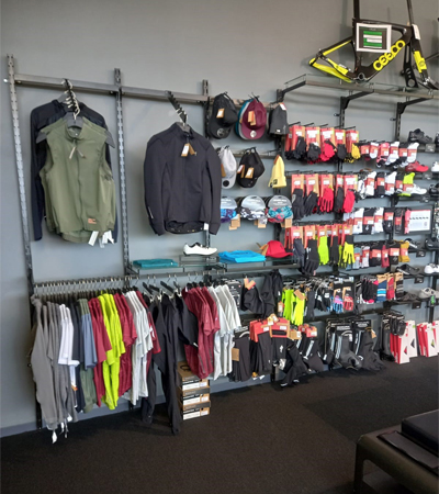 Equipement du cycliste soldé chez Mary Cycles